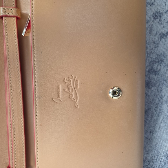 Christian LOUBOUTIN MACARON Wallet/Wristlet       w/Box,Dust Bag - Picture 10 of 15